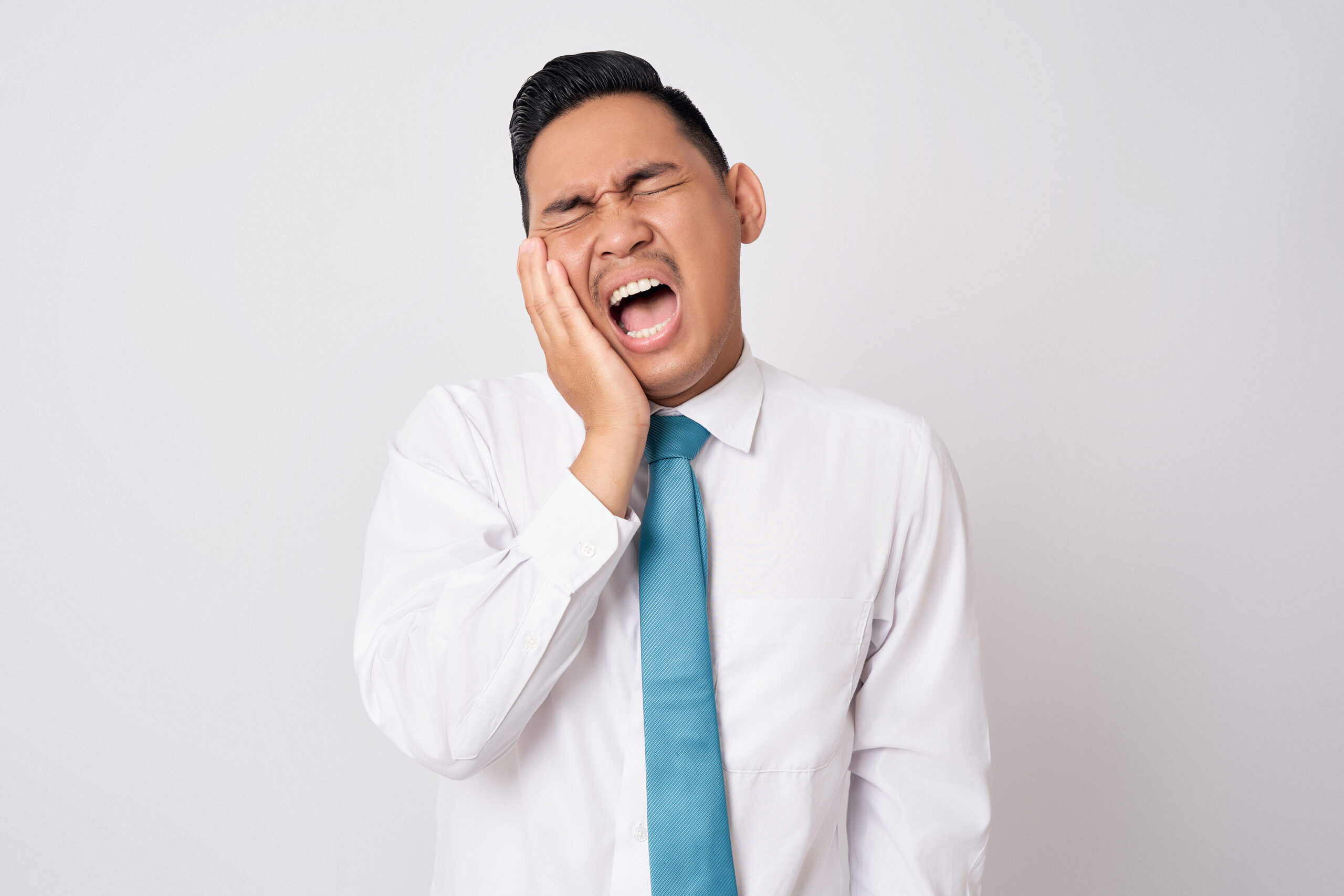 Who Needs the Help of an Emergency Dentist?